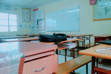 An image of a school classroom